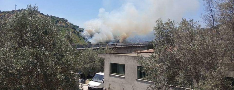 INCENDIO A GIOIOSA IONICA