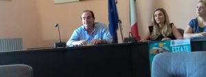 Campisi: “Rafforzare la nostra identità per sconfiggere la paura dei migranti” – Video item-thumbnail
