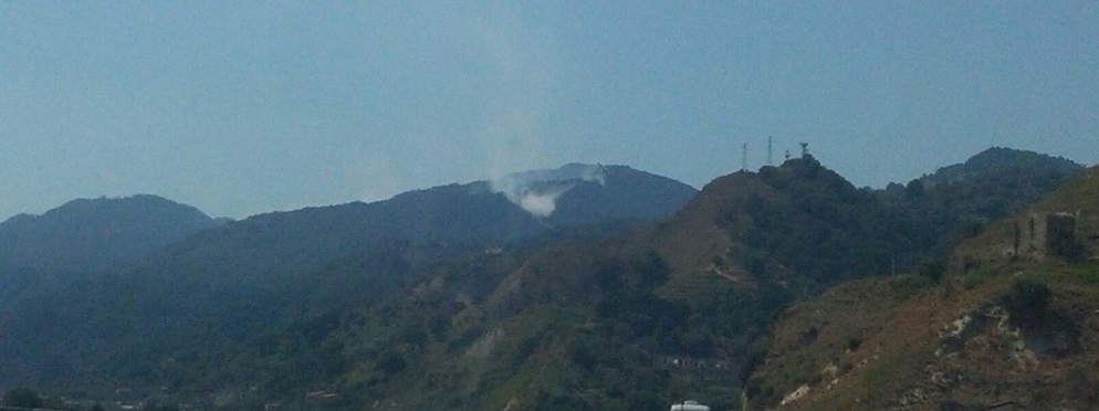 Incendio a Mammola