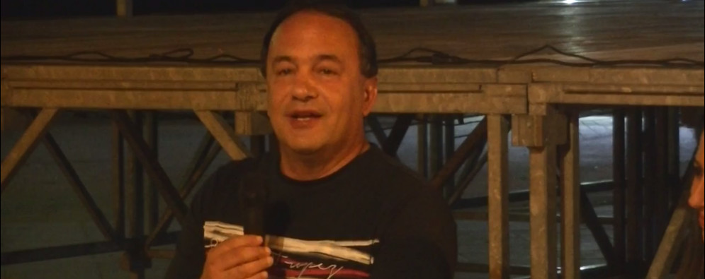 Mimmo Lucano a sostegno dei lavoratori a rischio di Ursini e San Nicola – video