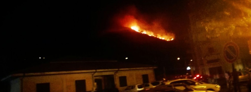 Incendio a Gioiosa Ionica