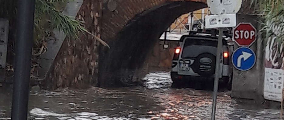 Nubifragi nel reggino e incendi nel cosentino