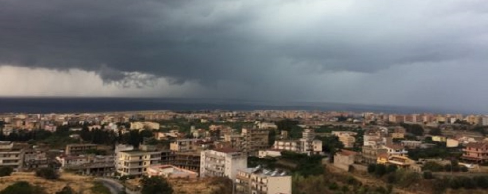 Previsti  temporali nella tarda mattina di domani in Calabria