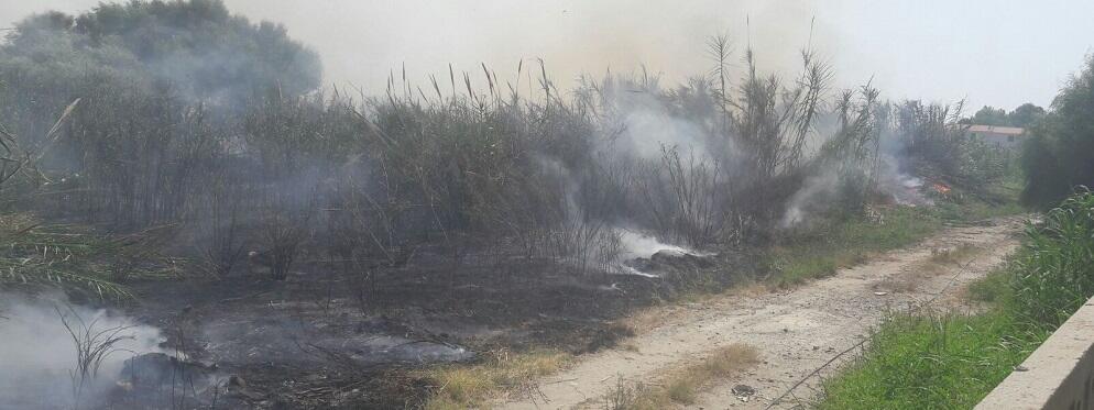 Incendio in via Ruggero Leoncavallo a Caulonia Marina – VIDEO