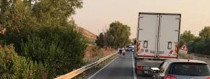 Incidente sulla 106. Lotta tra la vita e la morte item-thumbnail