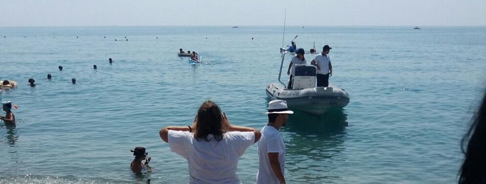 ROCCELLA IONICA: LIBERATA IN MARE UNA TARTARUGA CARETTA CARETTA