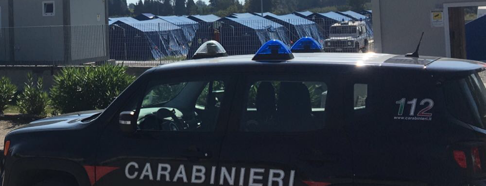 Arresti domiciliari per un ragazzo dopo aver aggredito cittadini extracomunitari