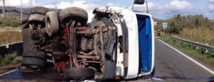 Ennesimo incidente sulla s.s. 106 item-thumbnail