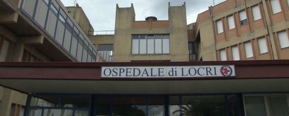 Muore in ospedale a Locri, i familiari scoprono in seguito che aveva un solo polmone