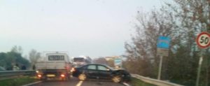 Incidente sulla S.S. 106 nei pressi di Monasterace, traffico in tilt item-thumbnail