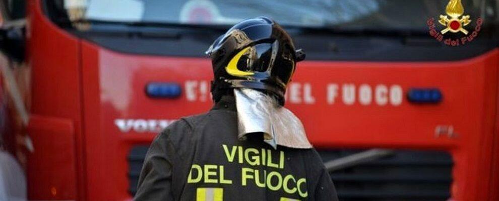 Incendio in un appartamento a Bianco. Perde la vita una donna Incendio in un appartamento a Bianco. Perde la vita una donna