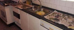 Sorpresi a confezionare droga in cucina, due fratelli in manette item-thumbnail