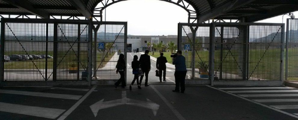 Protesta dei detenuti nel carcere di Reggio Calabria
