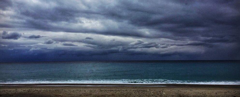 Nuvole sul mare di Caulonia