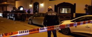 Terrore a Marina di Gioiosa, diversi colpi di pistola esplosi in un pub affollato item-thumbnail