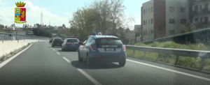 Settimana impegnativa per la Polizia di Crotone, 2 arresti e 784 persone identificate item-thumbnail