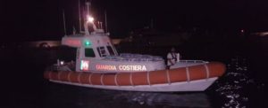Dramma in mare: barca si ribalta, muore mentre tenta di tornare a riva item-thumbnail
