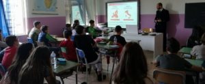 Guardia Costiera di Roccella Jonica nelle scuole della Locride: oltre 800 studenti coinvolti item-thumbnail