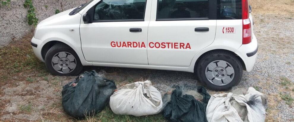 Guardia Costiera sequestra 300 metri di reti da pesca abusiva a Monasterace