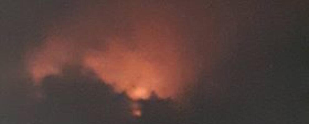 Segnalazione: incendio nella notte a Favaco