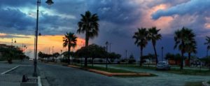 “Cambiando Prospettiva” – Tramonto sul lungomare di Caulonia item-thumbnail