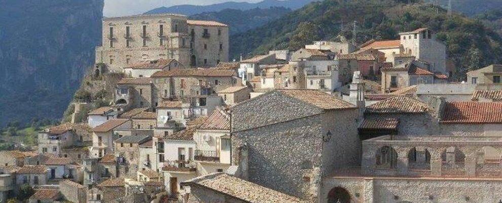 Il gruppo di minoranza “Riattiviamo Placanica” denuncia presunte irregolarità nel bilancio del Comune