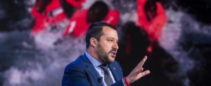 La vigliaccheria del forte con i deboli, debole davanti ai forti item-thumbnail
