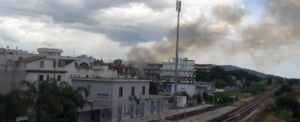 Caulonia: incendio nei pressi della fiumara Allaro item-thumbnail