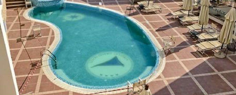 In Calabria un tredicenne è morto annegato in piscina