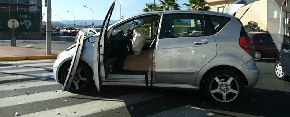 Incidente a Siderno di fronte al Centro Commerciale La Gru