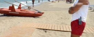 Livorno, consigliere della Lega contro i bagnini: “Perché arrivano dal Sud?” item-thumbnail