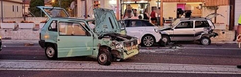 Incidente statale 106, gravemente feriti due coniugi