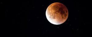 Domani anche a Stilo e Bovalino le postazioni per vedere l’eclissi di luna item-thumbnail