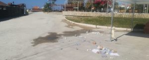 Lettore segnala l’inciviltà di chi abbandona i rifiuti sul lungomare di Caulonia – video item-thumbnail