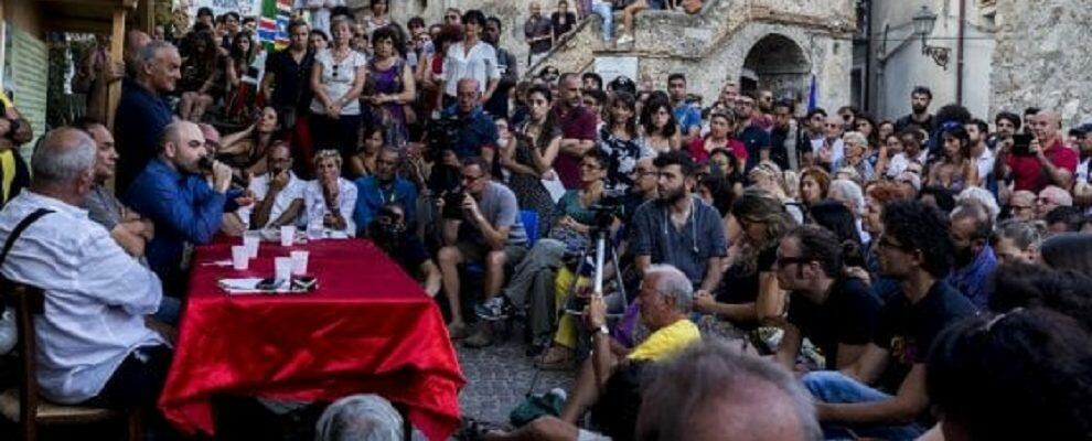 Lo sblocco dei fondi a Riace è solo un annuncio. S’attendono certezze in carta bollata