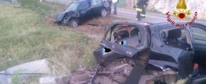 Tragico incidente sulla statale 18, due feriti item-thumbnail