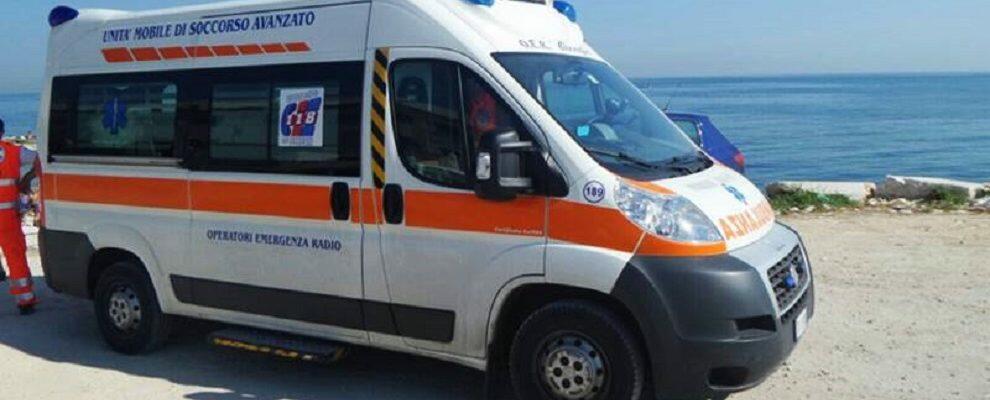 Tragedia in mare a Siderno, annega un surfista