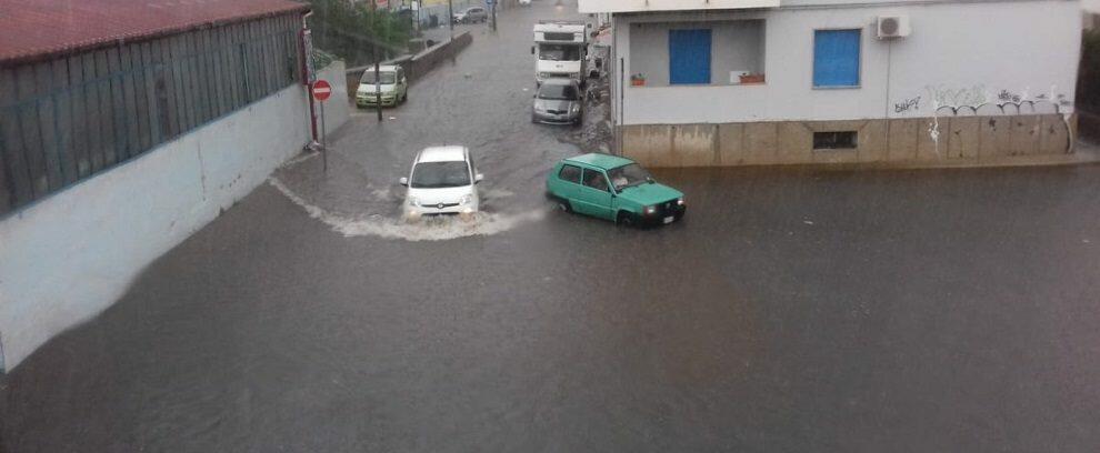 Maltempo, bomba d’acqua devasta Reggio Calabria – fotogallery