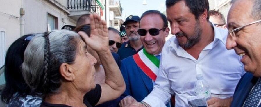 Salvini a San Luca esterna su tutto. Ma glissa sui 49 milioni di euro rubati dalla Lega