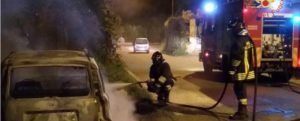 Auto distrutta da incendio, indagini in corso item-thumbnail