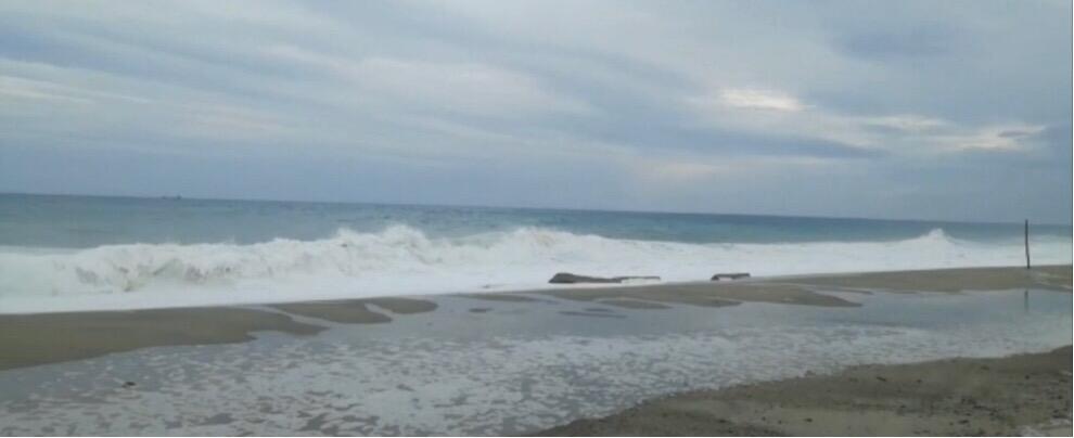 L’irruento mare di Caulonia – video