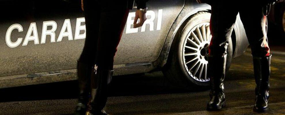 Picchiata, legata e rinchiusa nel suo garage. Indagano i Carabinieri