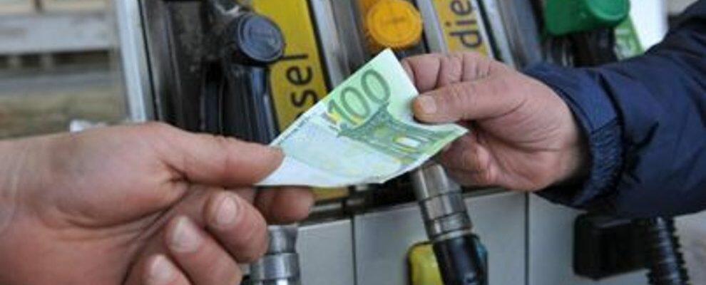 Benzina, rischio rincari dal 2019