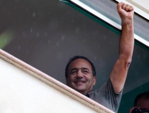 Finisce l’esilio, Lucano può tornare a Riace item-thumbnail