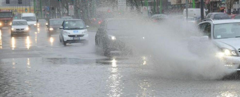 Pioggia e venti forti previsti per la giornata di domani, è allerta arancione in Calabria