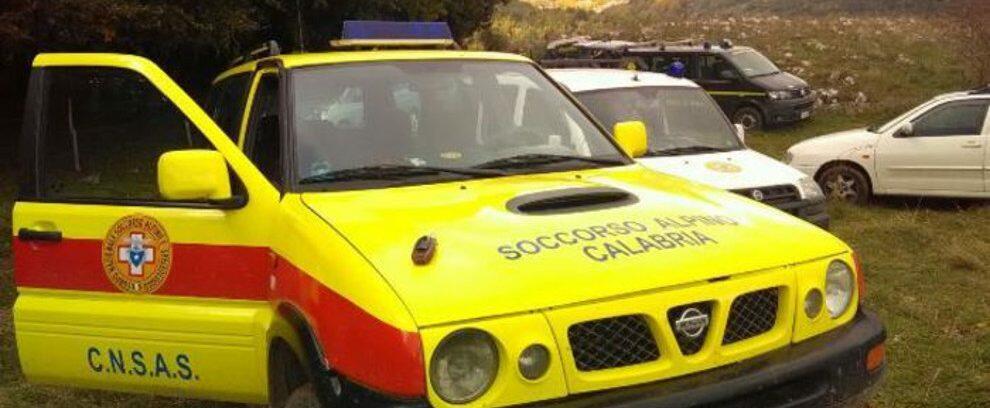 Perdono l’orientamento in un bosco e non riescono a ritrovare la via del ritorno, recuperati padre e figlio di 11 anni