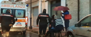 Roccella Ionica, incidente stradale in pieno centro item-thumbnail