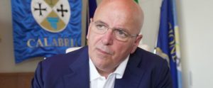 Regione Calabria: molti bandi bloccati solo perché voluti da Oliverio item-thumbnail