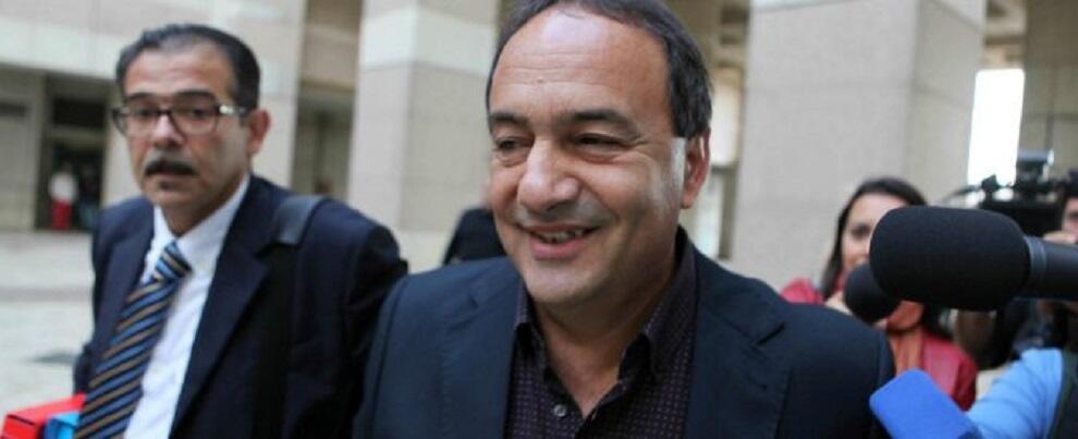 Pasquale Aiello: “Assurdo che Mimmo Lucano debba restituire soldi di cui non si è appropriato” Pasquale Aiello: “Assurdo che Mimmo Lucano debba restituire soldi di cui non si è appropriato”