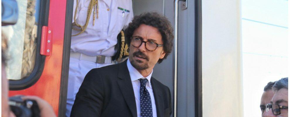 Siclari commenta la visita di Toninelli in Calabria: “Nessun impegno, soltanto una piccola vacanza”